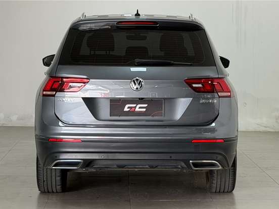 VOLKSWAGEN-TIGUAN-2018