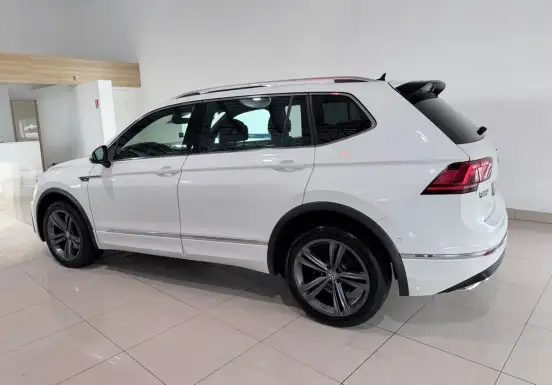 VOLKSWAGEN-TIGUAN-2.0 350 TSI GASOLINA ALLSPACE R-LINE 4MOTION DSG VOLKSWAGEN-TIGUAN-2021