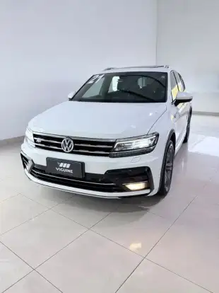 VOLKSWAGEN-TIGUAN-2021