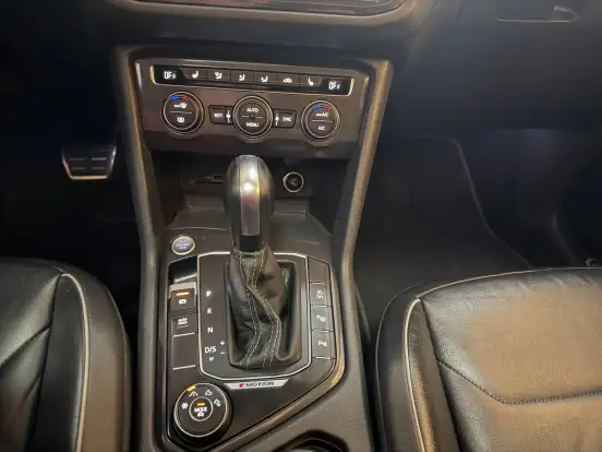 VOLKSWAGEN-TIGUAN-2020