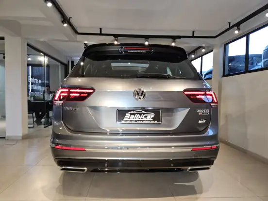 VOLKSWAGEN-TIGUAN-2019