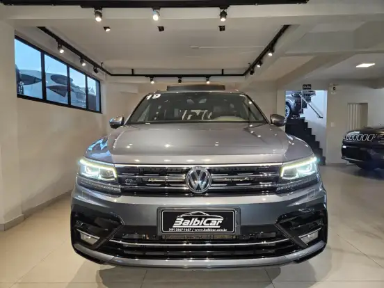 VOLKSWAGEN-TIGUAN-2019