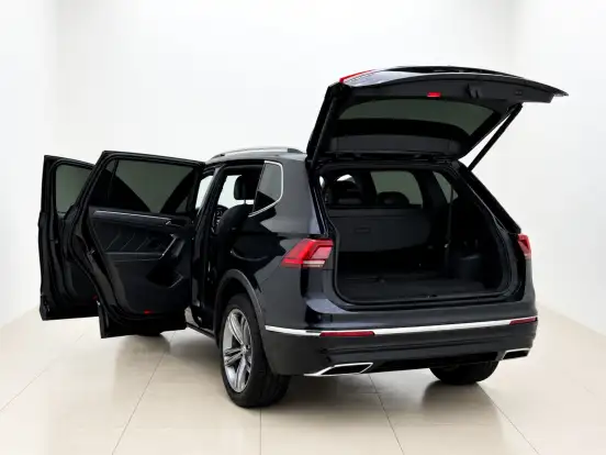 VOLKSWAGEN-TIGUAN-2018