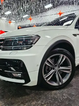 VOLKSWAGEN-TIGUAN-2018