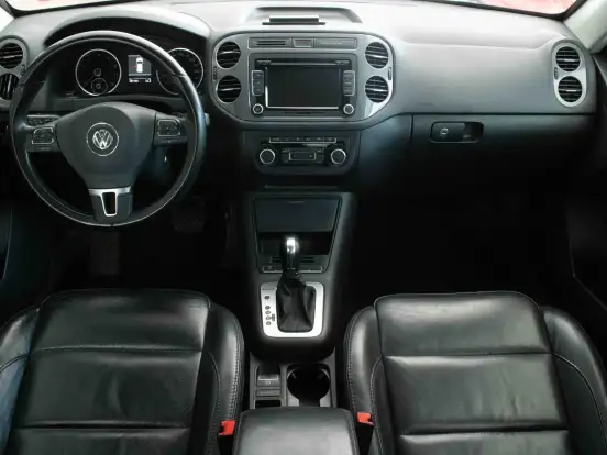 VOLKSWAGEN-TIGUAN-2.0 TSI 16V TURBO GASOLINA 4P TIPTRONIC VOLKSWAGEN-TIGUAN-2014