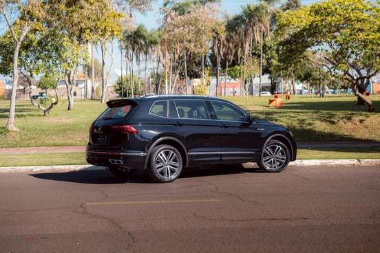 VOLKSWAGEN-TIGUAN-2023