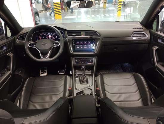 VOLKSWAGEN-TIGUAN-2.0 300 TSI GASOLINA ALLSPACE R-LINE AUTOMÁTICO VOLKSWAGEN-TIGUAN-2024