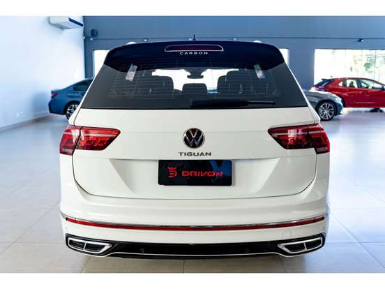 VOLKSWAGEN-TIGUAN-2.0 300 TSI GASOLINA ALLSPACE R-LINE AUTOMÁTICO VOLKSWAGEN-TIGUAN-2023