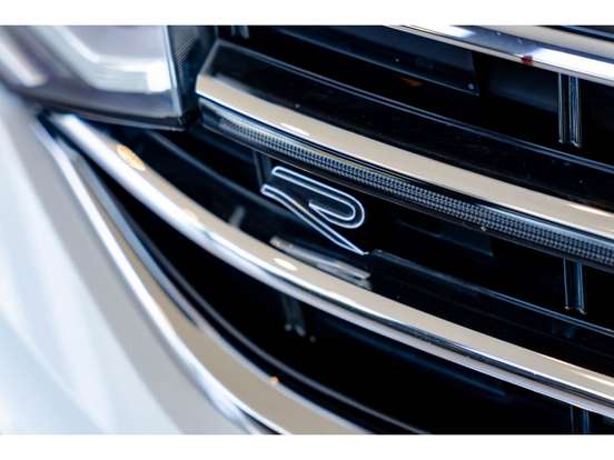 VOLKSWAGEN-TIGUAN-2023