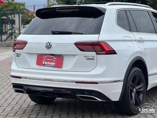 VOLKSWAGEN-TIGUAN-2020