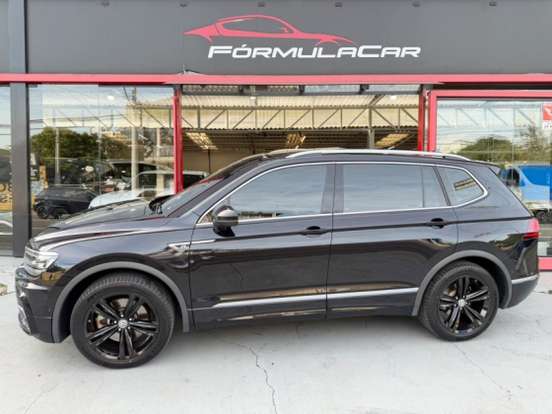 VOLKSWAGEN-TIGUAN-2019