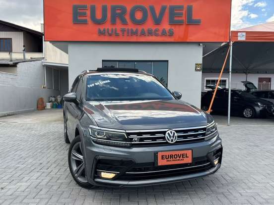 VOLKSWAGEN-TIGUAN-2018
