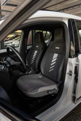 VOLKSWAGEN-UP-2014