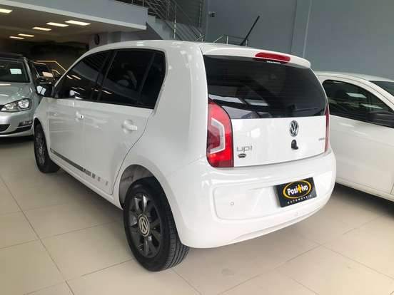 VOLKSWAGEN-UP-2016