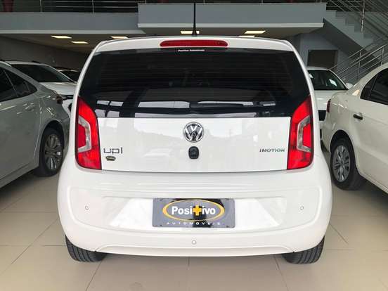 VOLKSWAGEN-UP-2016