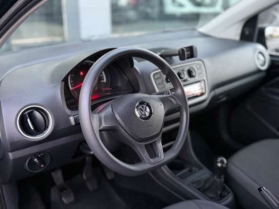 VOLKSWAGEN-UP-1.0 MPI TAKE UP 12V FLEX 4P MANUAL VOLKSWAGEN-UP-2017
