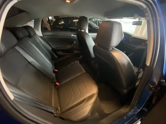 VOLKSWAGEN-VIRTUS-2023