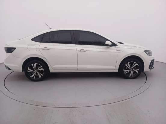 VOLKSWAGEN-VIRTUS-2025