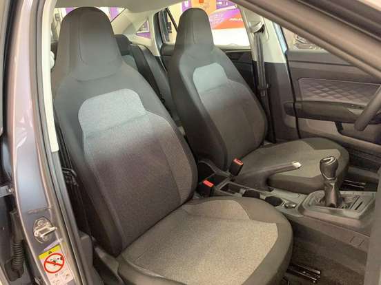 VOLKSWAGEN-VIRTUS-1.0 170 TSI MANUAL VOLKSWAGEN-VIRTUS-2025