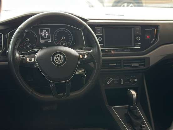 VOLKSWAGEN-VIRTUS-1.0 200 TSI COMFORTLINE AUTOMÁTICO VOLKSWAGEN-VIRTUS-2020