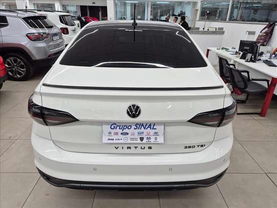 VOLKSWAGEN-VIRTUS-2025