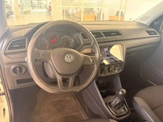 VOLKSWAGEN-VOYAGE-1.0 12V MPI TOTALFLEX 4P MANUAL VOLKSWAGEN-VOYAGE-2022