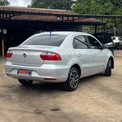 VOLKSWAGEN-VOYAGE-2022