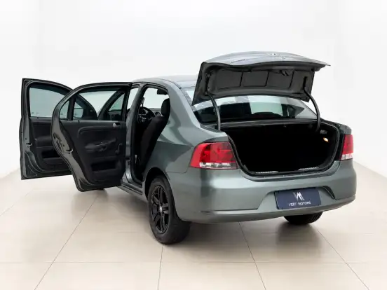 VOLKSWAGEN-VOYAGE-1.0 MI 8V FLEX 4P MANUAL VOLKSWAGEN-VOYAGE-2011