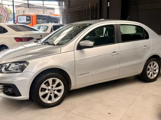 VOLKSWAGEN-VOYAGE-1.6 MSI TOTALFLEX COMFORTLINE 4P MANUAL VOLKSWAGEN-VOYAGE-2017