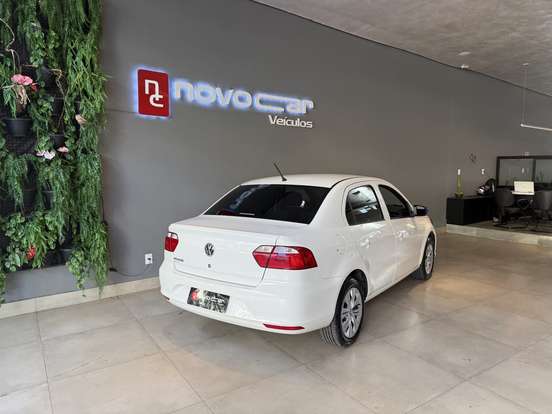 VOLKSWAGEN-VOYAGE-2022