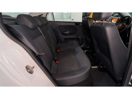 VOLKSWAGEN-VOYAGE-2022