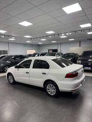 VOLKSWAGEN-VOYAGE-2018