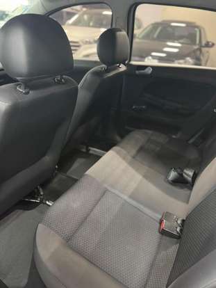 VOLKSWAGEN-VOYAGE-1.6 MSI TOTALFLEX TRENDLINE 4P MANUAL VOLKSWAGEN-VOYAGE-2018