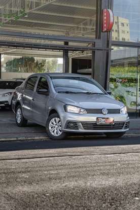 VOLKSWAGEN-VOYAGE-2017