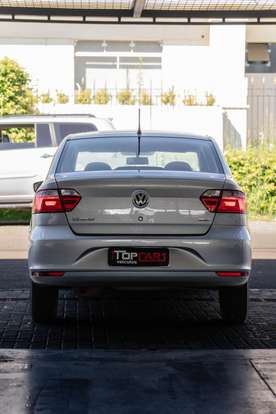 VOLKSWAGEN-VOYAGE-2017