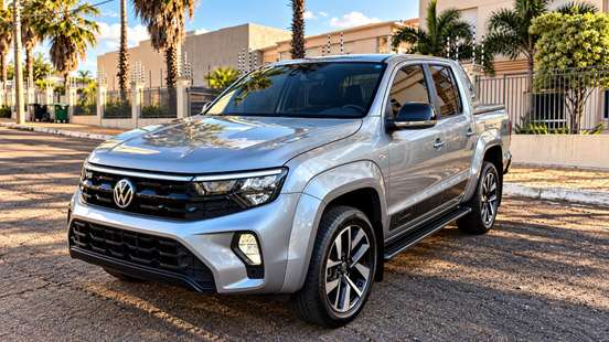 VOLKSWAGEN-AMAROK-2025
