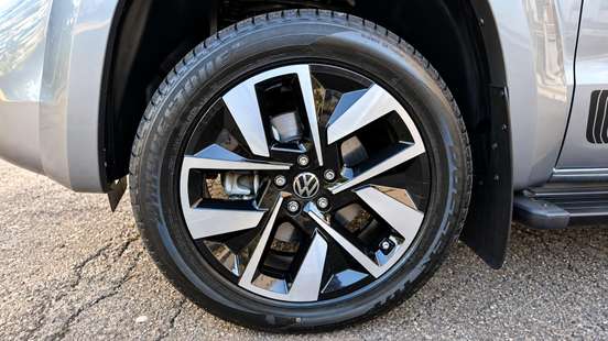 VOLKSWAGEN-AMAROK-3.0 V6 TDI DIESEL EXTREME CD 4MOTION AUTOMÁTICO VOLKSWAGEN-AMAROK-2025