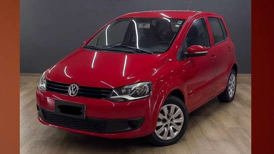 VOLKSWAGEN-FOX-2011