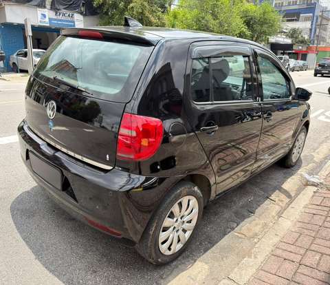 VOLKSWAGEN-FOX-2011