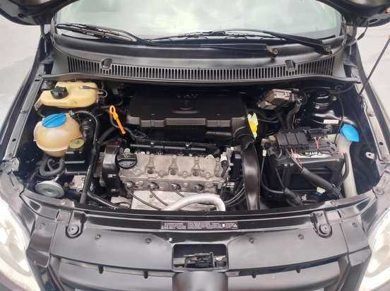 VOLKSWAGEN-FOX-2009