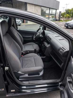 VOLKSWAGEN-FOX-2009