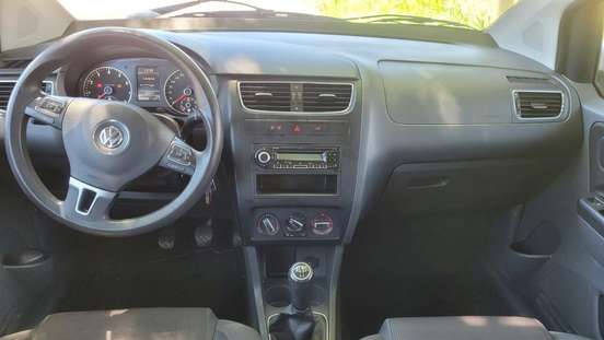 VOLKSWAGEN-FOX-2011