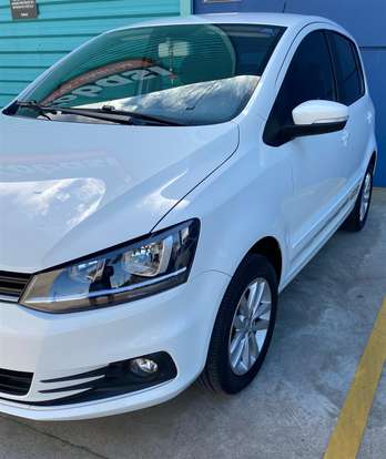 VOLKSWAGEN-FOX-2018