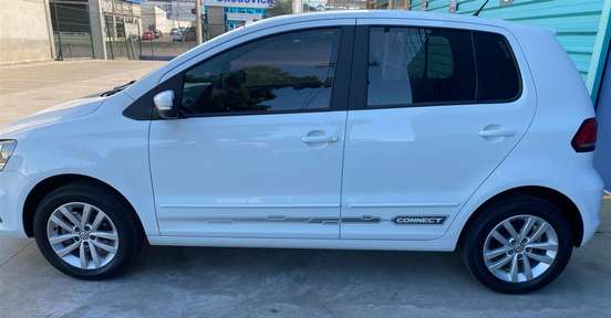 VOLKSWAGEN-FOX-1.6 MSI TOTAL FLEX CONNECT 4P MANUAL VOLKSWAGEN-FOX-2018