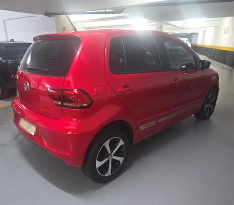 VOLKSWAGEN-FOX-2019
