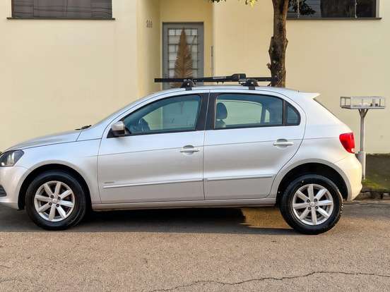 VOLKSWAGEN-GOL-1.0 MI 8V FLEX 4P MANUAL G.IV VOLKSWAGEN-GOL-2013