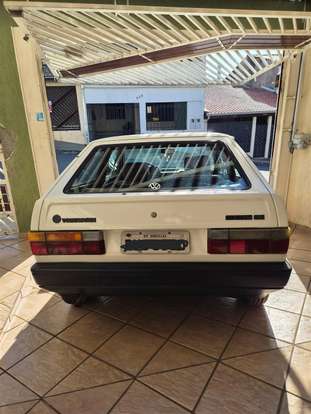 VOLKSWAGEN-GOL-1988