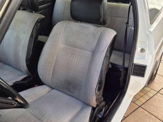VOLKSWAGEN-GOL-1.6 CL 8V ÁLCOOL 2P MANUAL VOLKSWAGEN-GOL-1988