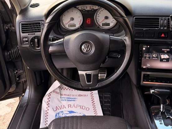 VOLKSWAGEN-GOLF-2.0 MI SPORTLINE 8V FLEX 4P TIPTRONIC VOLKSWAGEN-GOLF-2013