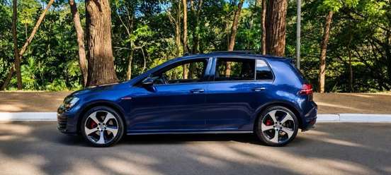 VOLKSWAGEN-GOLF-2016